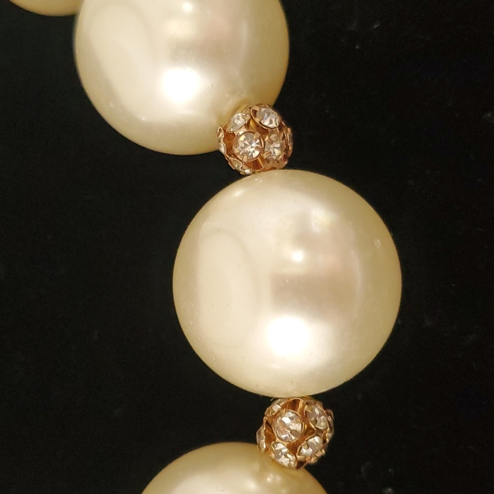 Necklace - Picture 3 of 5